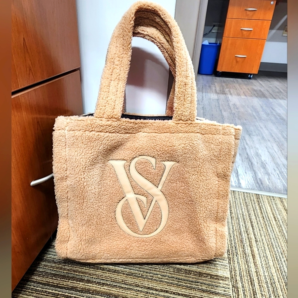 COPY - Victoria secret tote